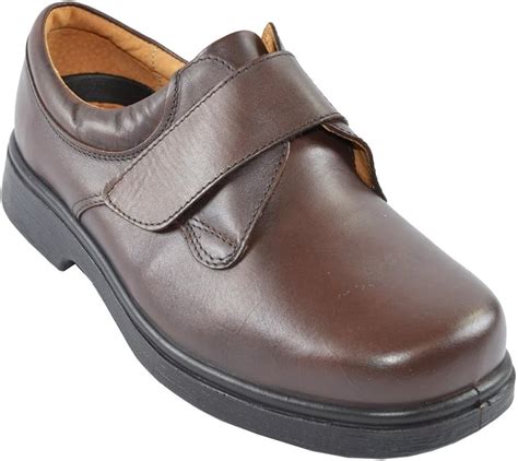 extra large wide men's shoes.